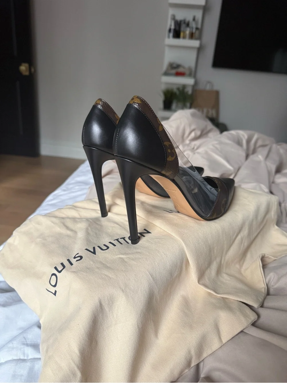 Louis vuitton Black Leather Pointed Toe Stiletto Pumps with Brown Monogram Strap